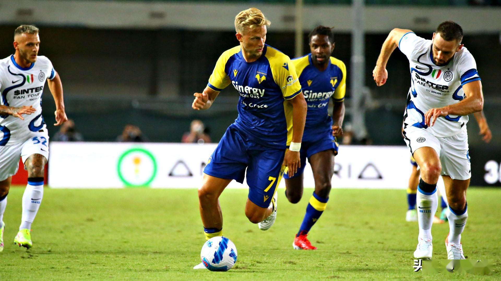 包含拉齐奥全队战术缺陷,整体作战团结瓦解的词条 包含拉齐奥全队战术缺陷,整体作战团结瓦解的词条