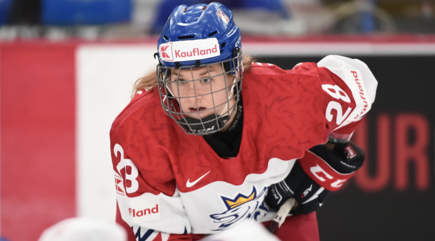 关于捷克队主场比赛前锋火力全开晋级无忧的信息 关于捷克队主场比赛前锋火力全开晋级无忧的信息