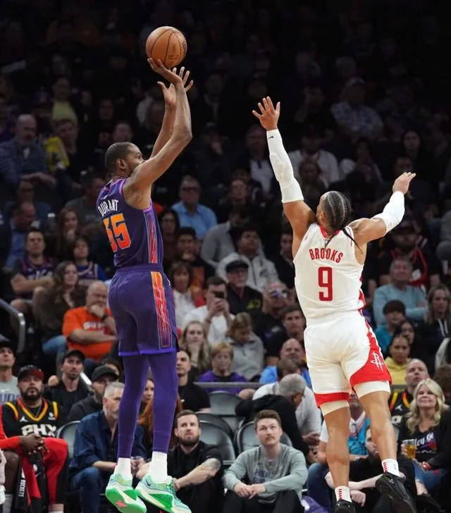 火箭客场不敌太阳，遭遇两连败