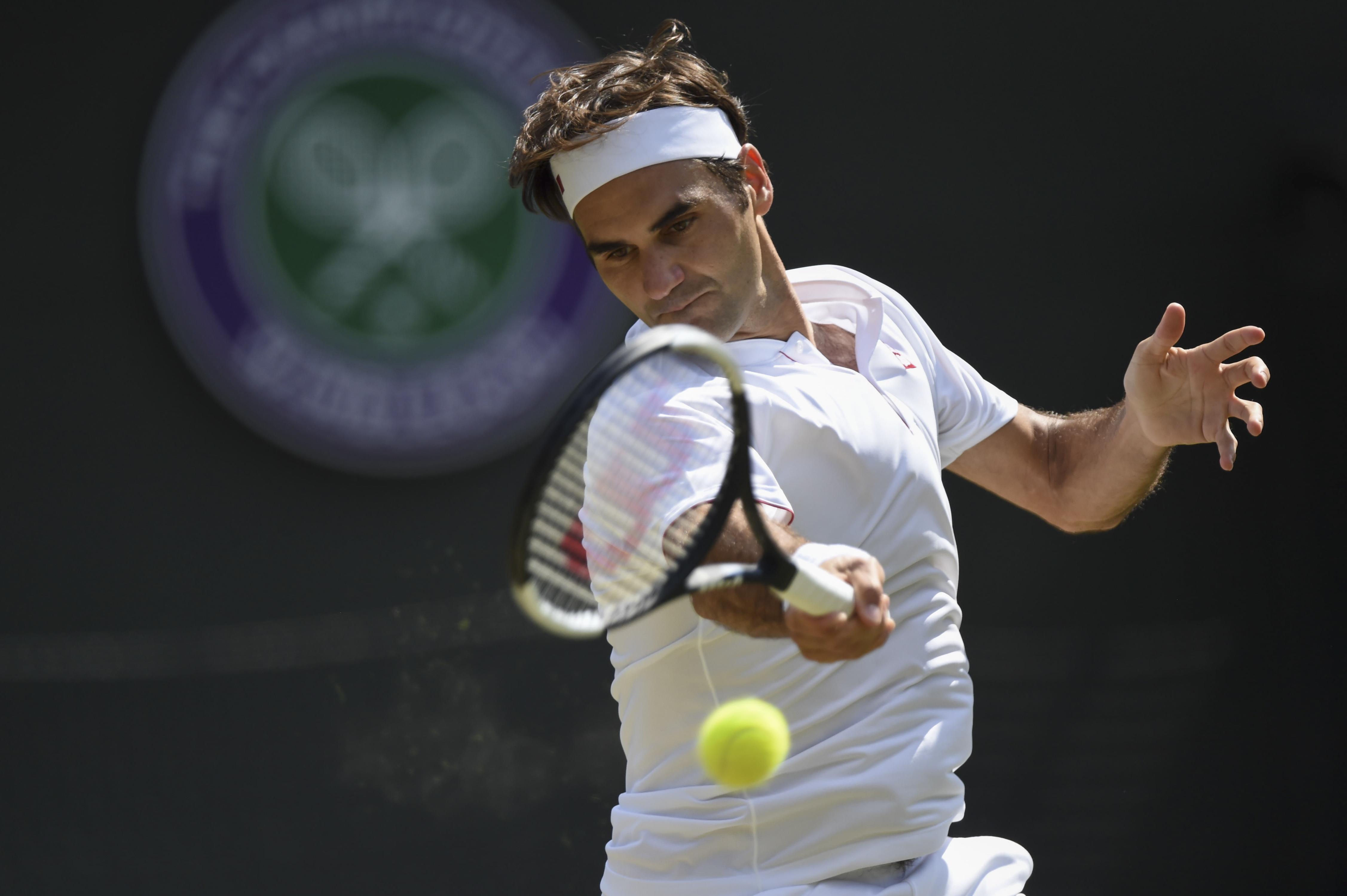 英国网球队力克世界网球队,费德勒惊艳世界的简单介绍 英国网球队力克世界网球队,费德勒惊艳世界的简单介绍