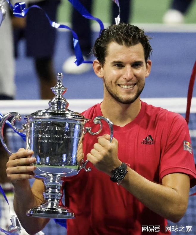 法网力克澳网，蒂姆带队取胜