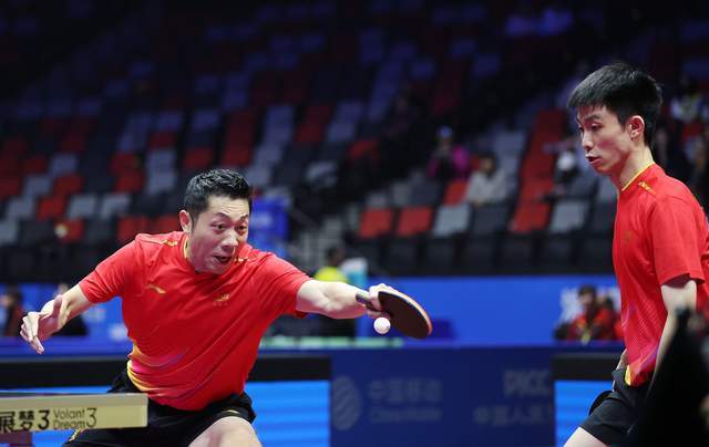 英格兰队逆转葡萄牙队，许昕惊艳四座