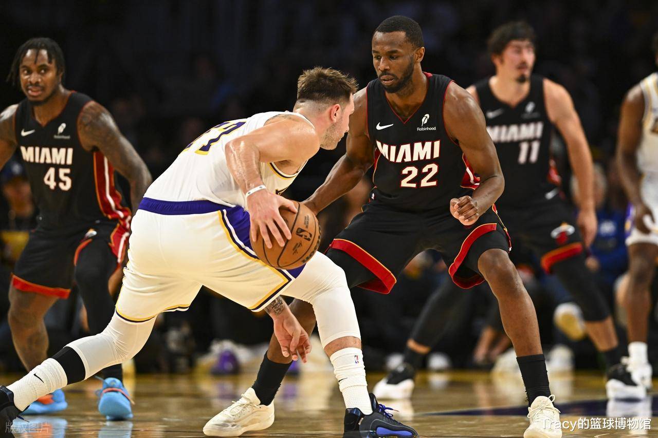 灰熊绝杀山西队，米切尔关键制胜