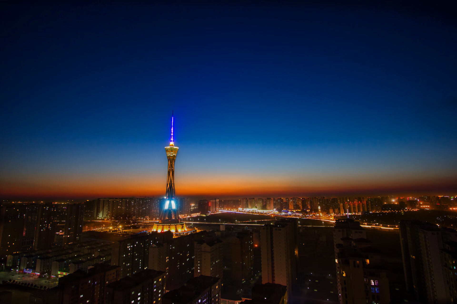 沉默高塔，当戈贝尔用防守谱写季后赛决胜乐章