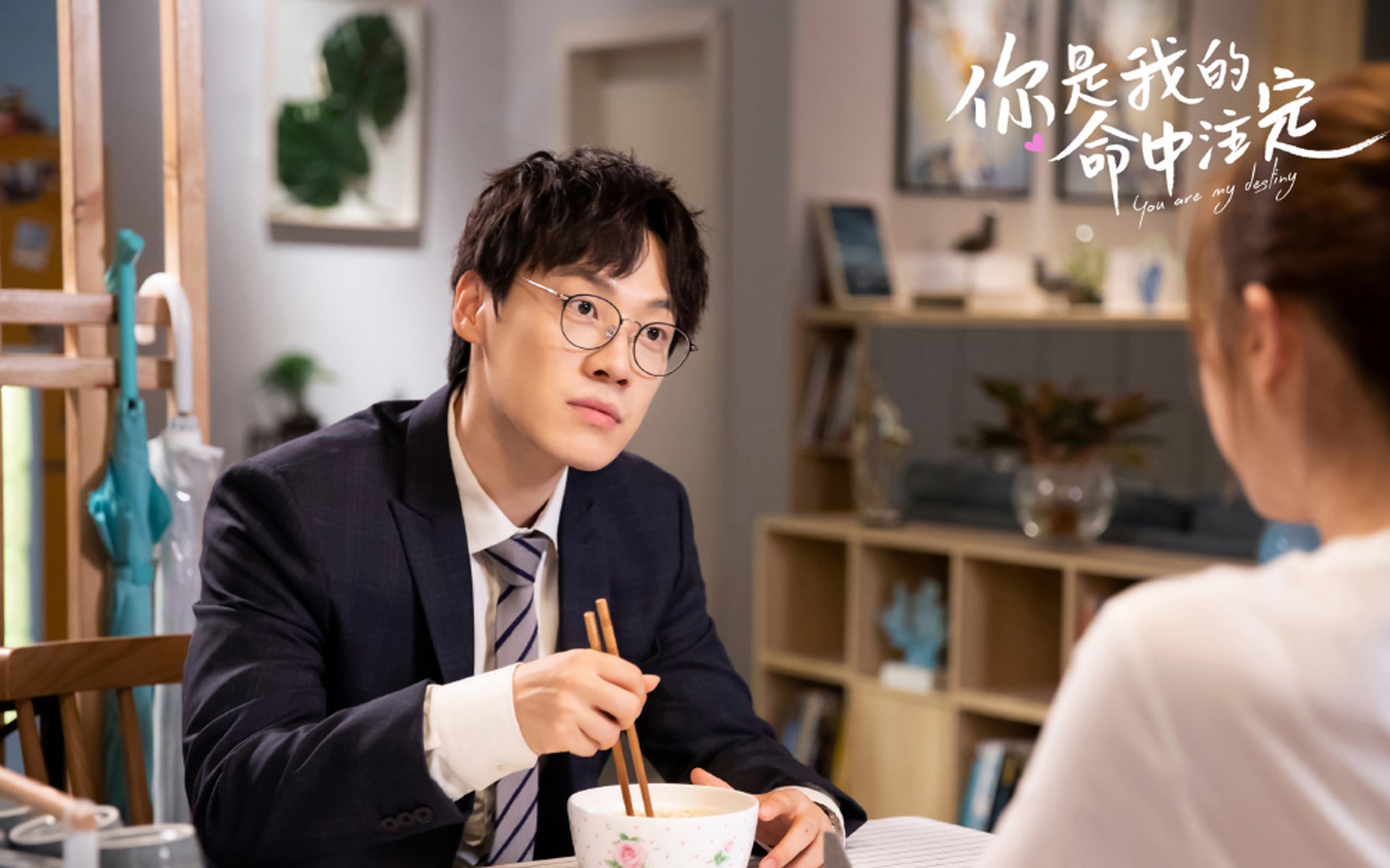 当东方篮球哲学遇上天赋碾压,拉文跨洋演出背后的赢家与输家