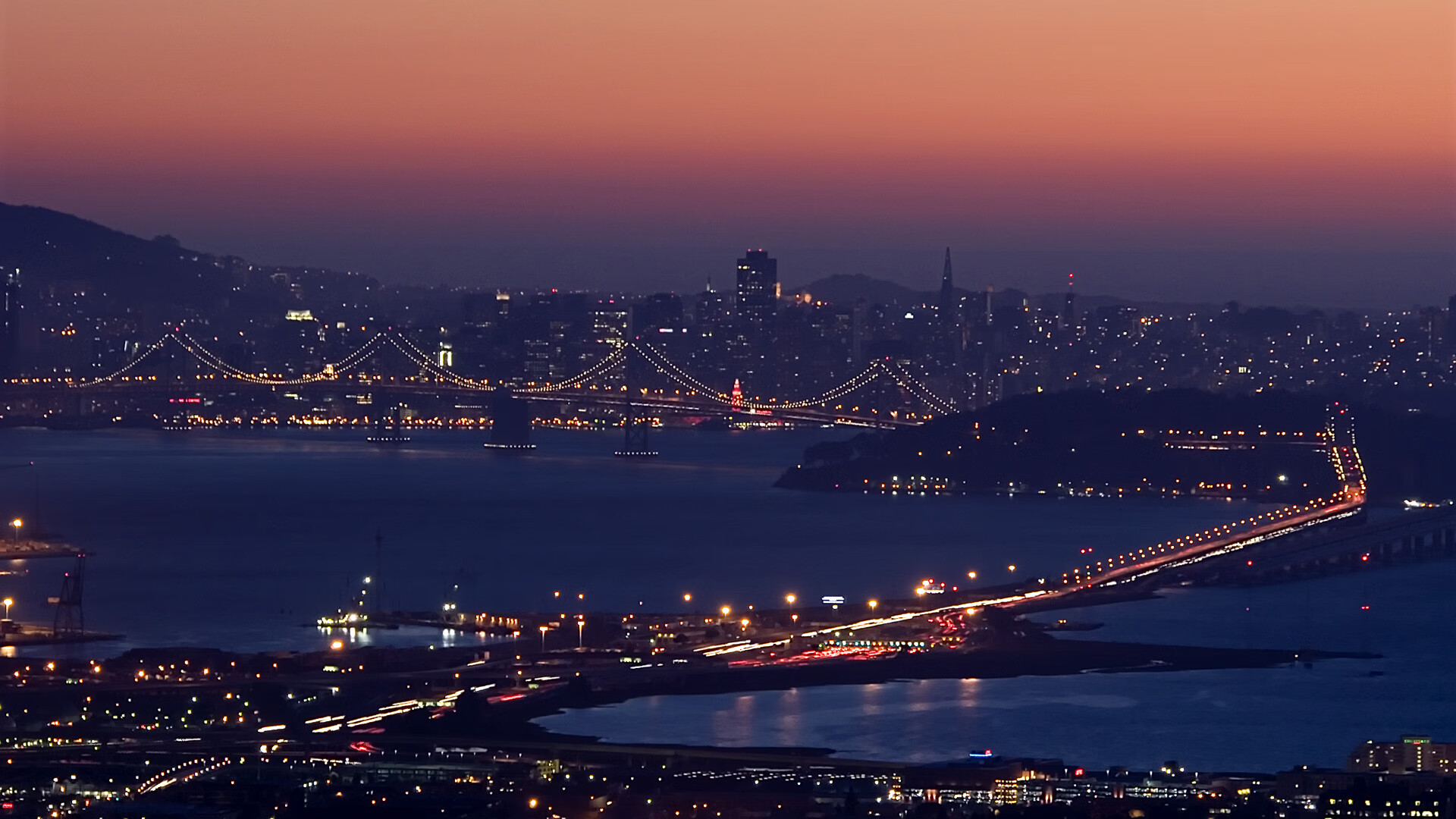 F1新赛季揭幕战之夜，阿拉巴以不可能的超车点燃巴林，诠释银箭新哲学