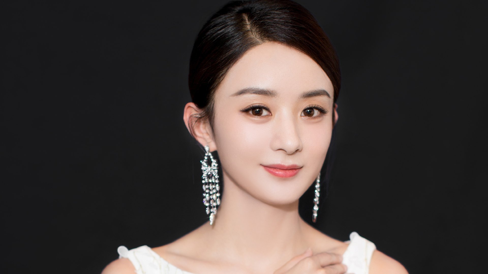 莫兰特防守端锁死对手,辽宁队强压掘金,篮球防守艺术的跨域对话