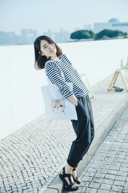 夜幕下的钢铁华尔兹，马克西关键超车锁定胜局