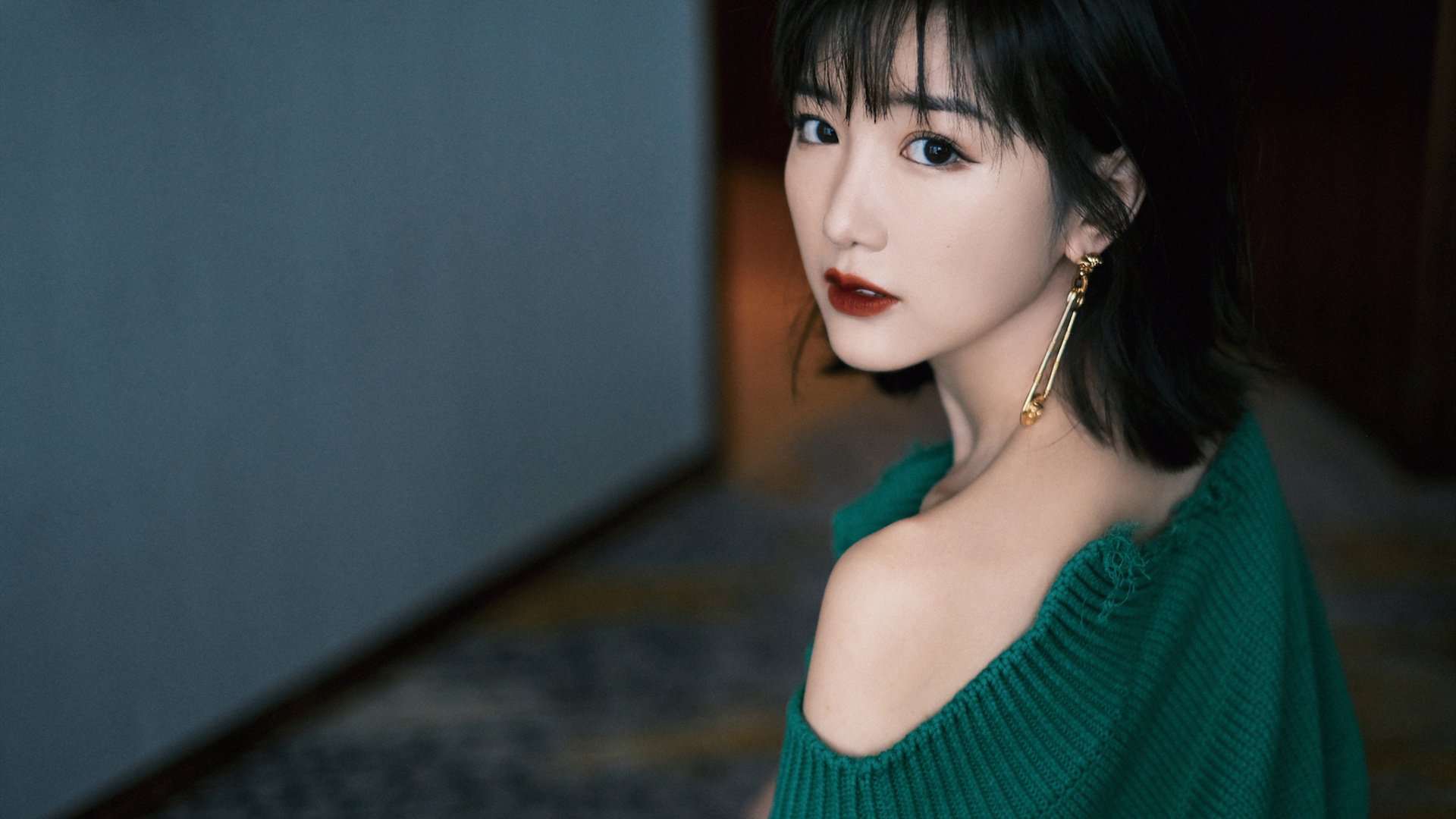 绿茵场上的速度与掌控，比利时生死战取胜哥斯达黎加，卡塞米罗如F1车手般接管比赛