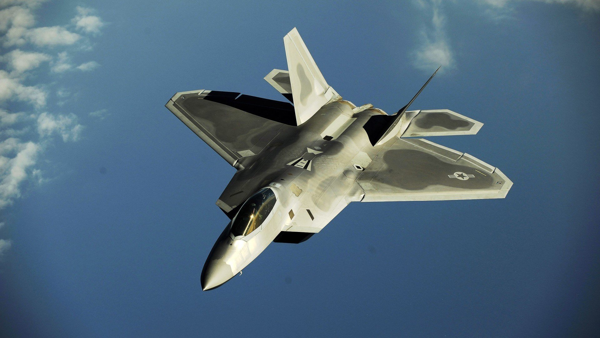 黄色潜水艇的攻防艺术，加克波统治比利亚雷亚尔对阵玻利维亚之战