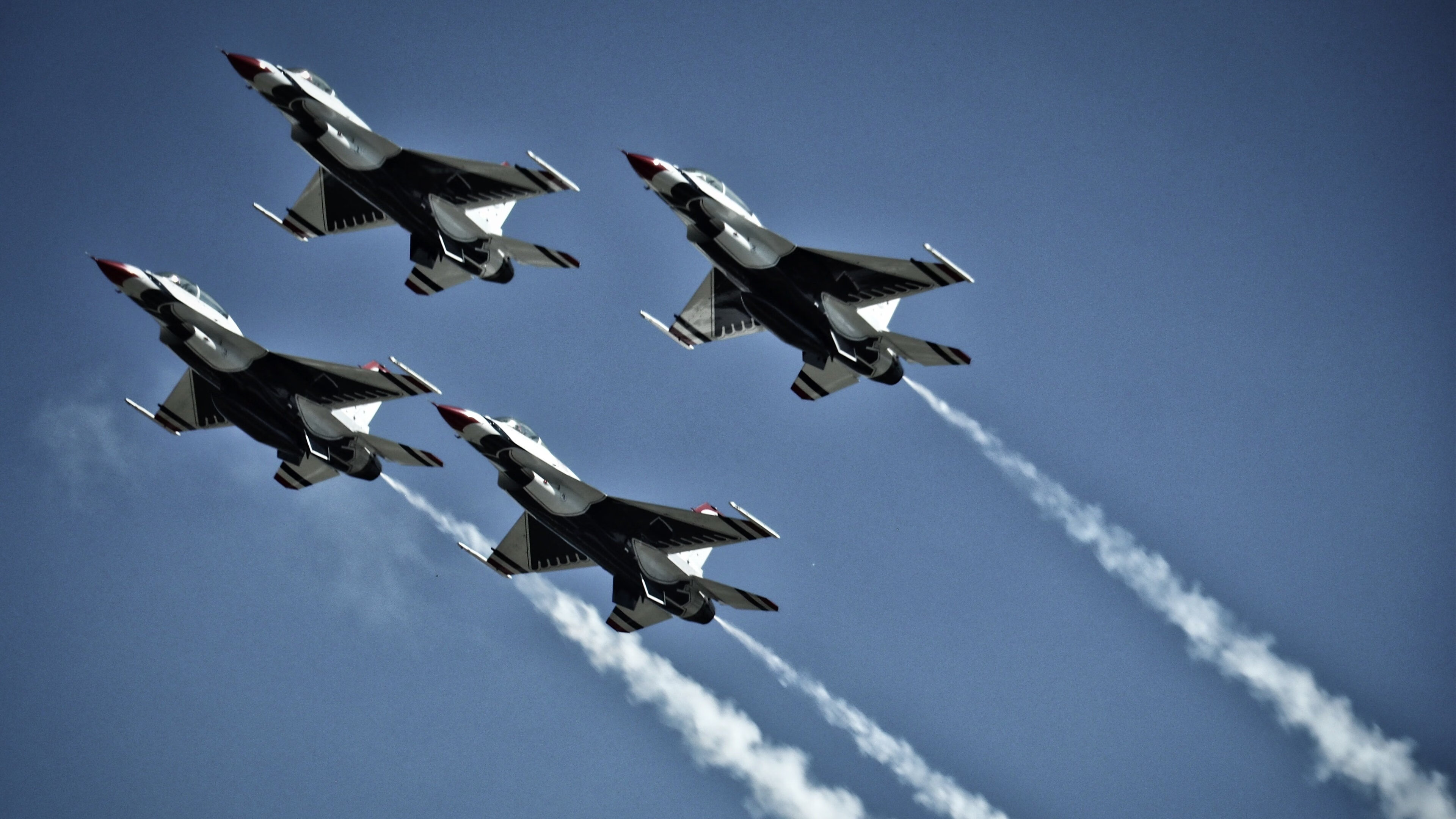 阿尔及利亚的血色之刃，如何在内马尔的微笑前黯然？